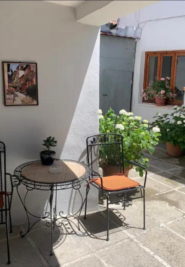 Tradicional Bazaar Home Korce Buitenkant foto